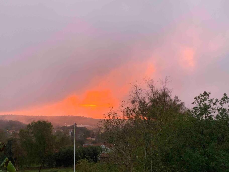 Panoramavy Naera Gbg Och Natur Olofstorp Esterno foto